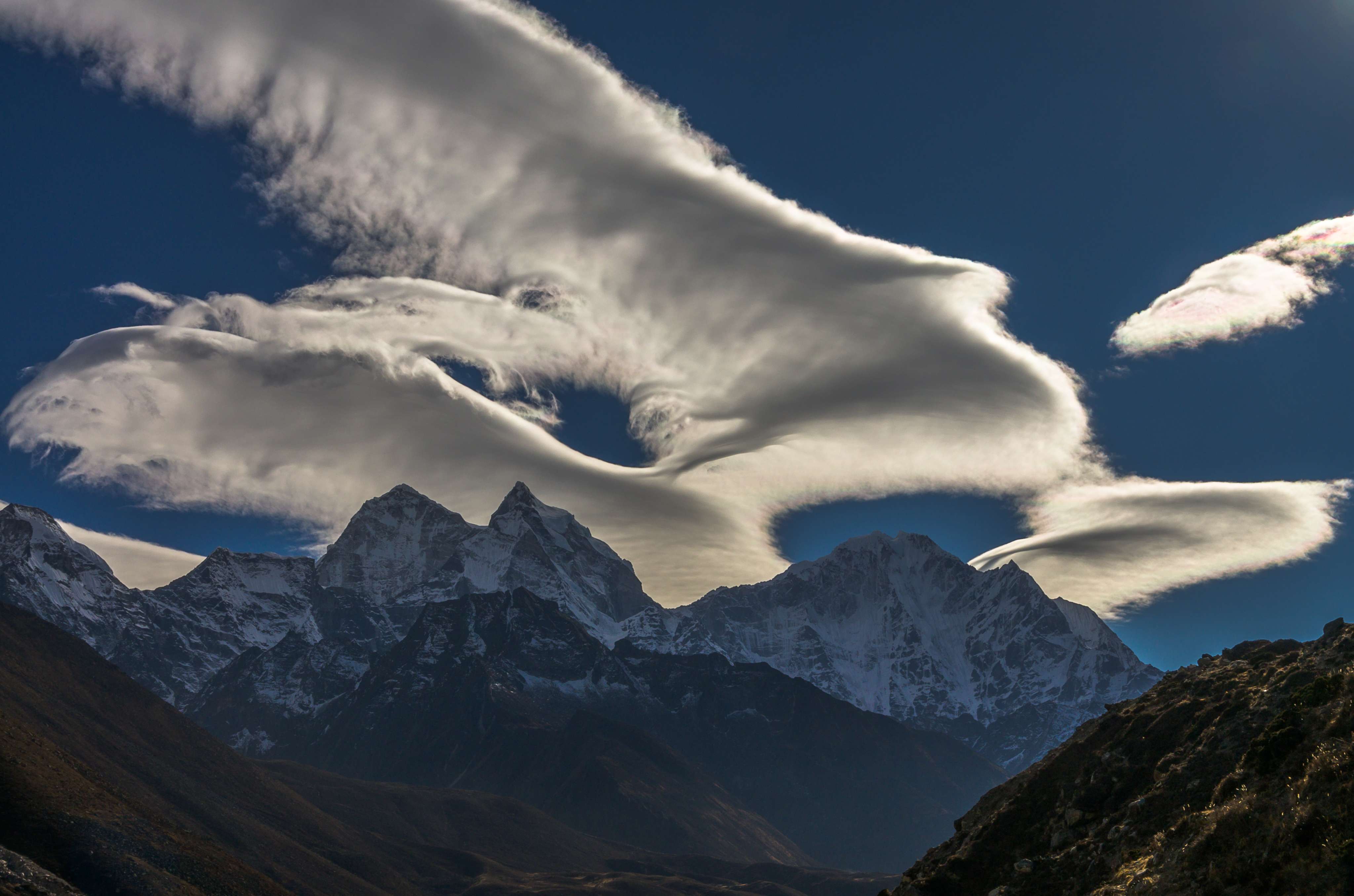 Everest Chola Pass Trek (18 Days)